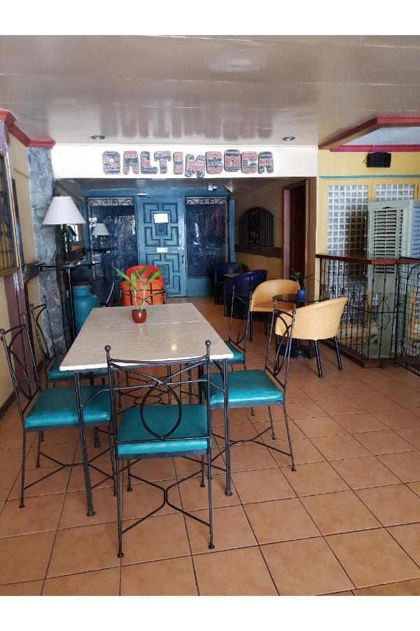 Hotel Saltimboca Tourist In Bacolod Exteriér fotografie