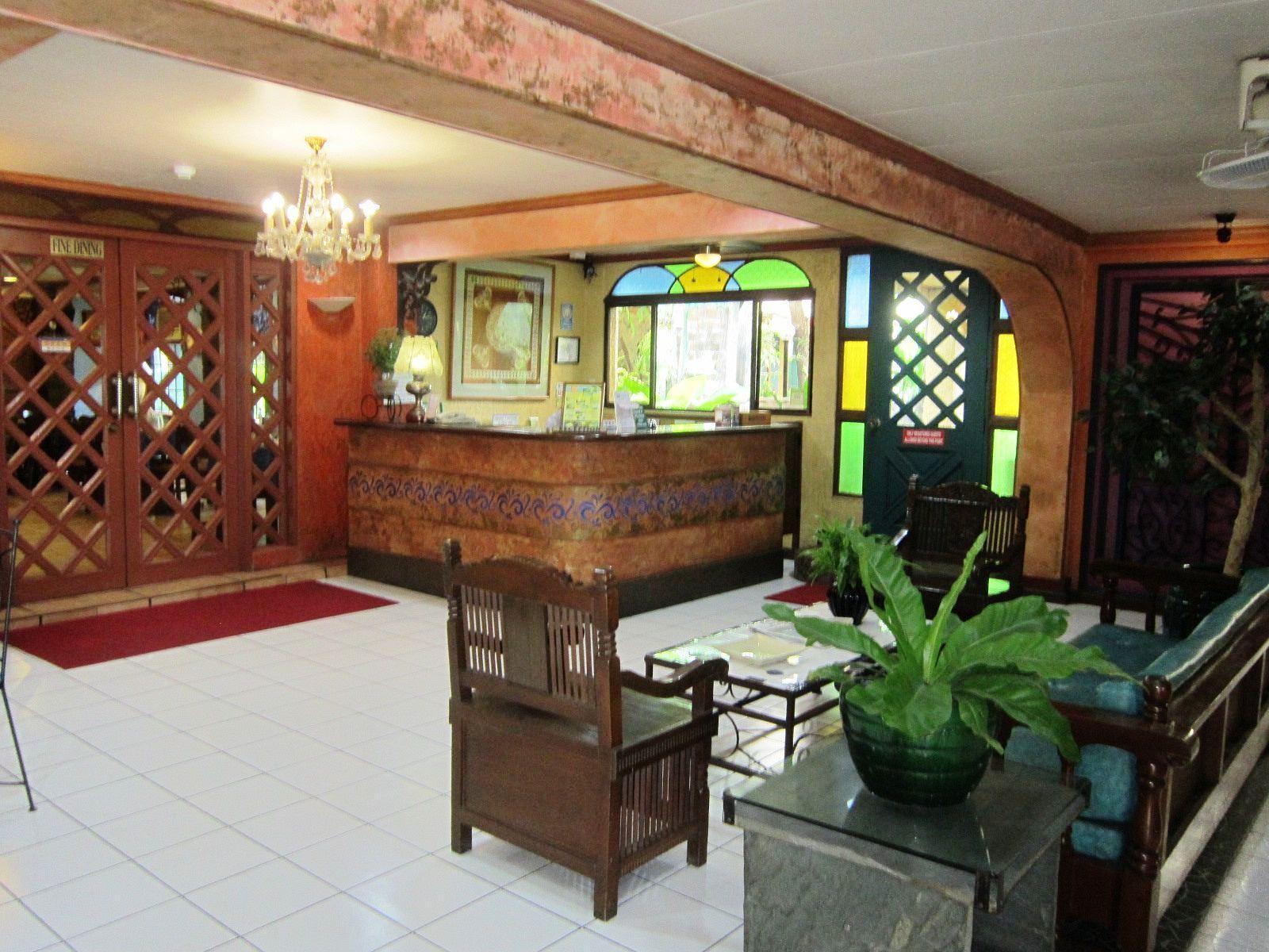 Hotel Saltimboca Tourist In Bacolod Exteriér fotografie